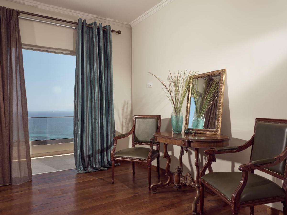 Akrotiri  Golden July Luxury Villa מראה חיצוני תמונה